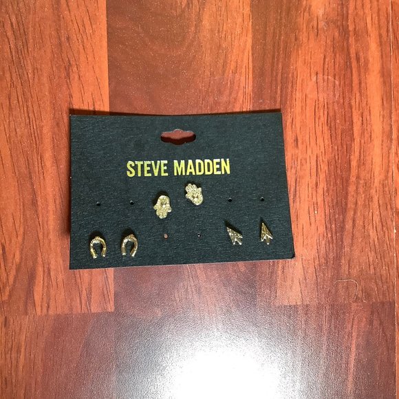 Earring set - Picture 1 of 4